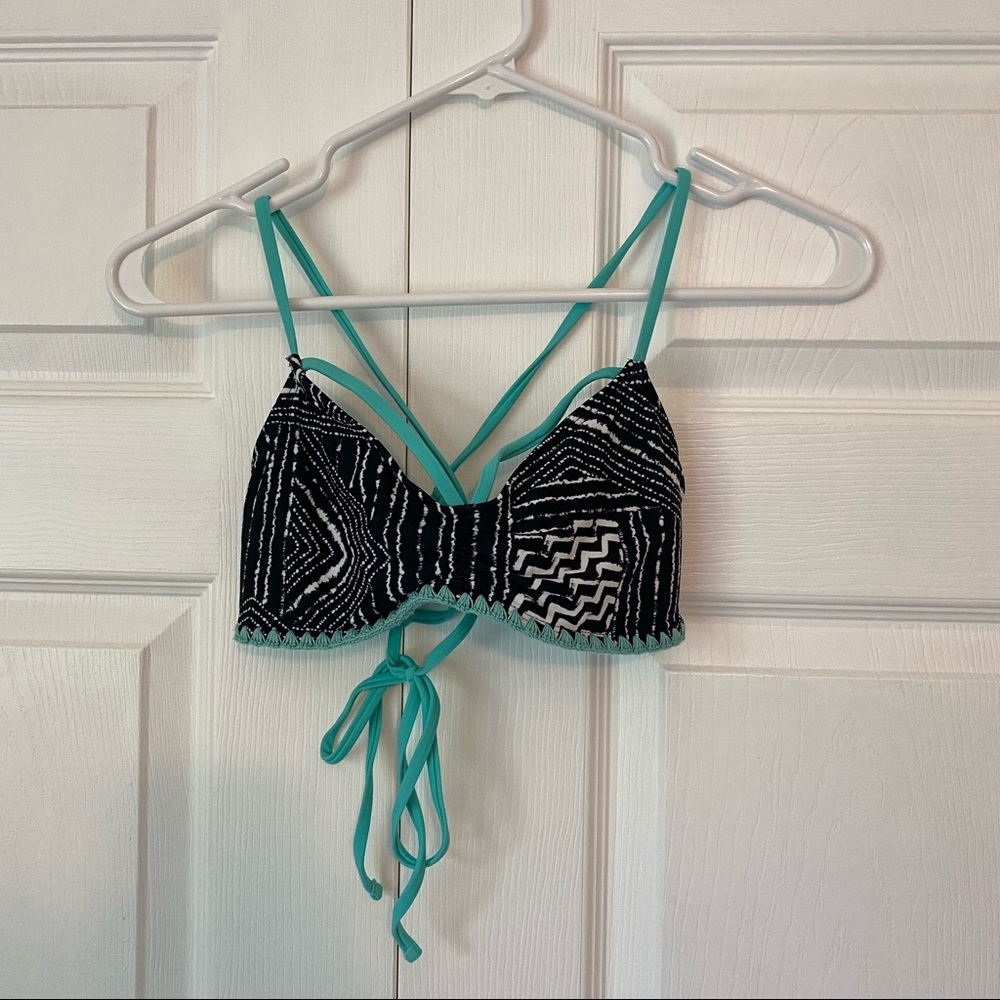 bikini top